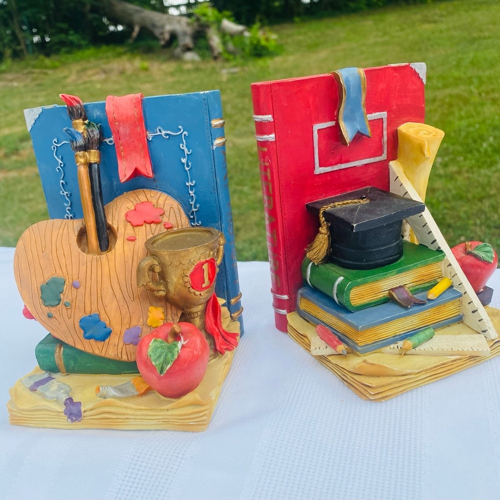 Teacher, school themed bookends